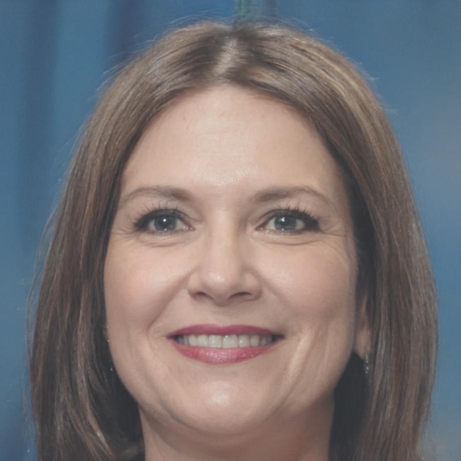 Instructor and financial education specialist